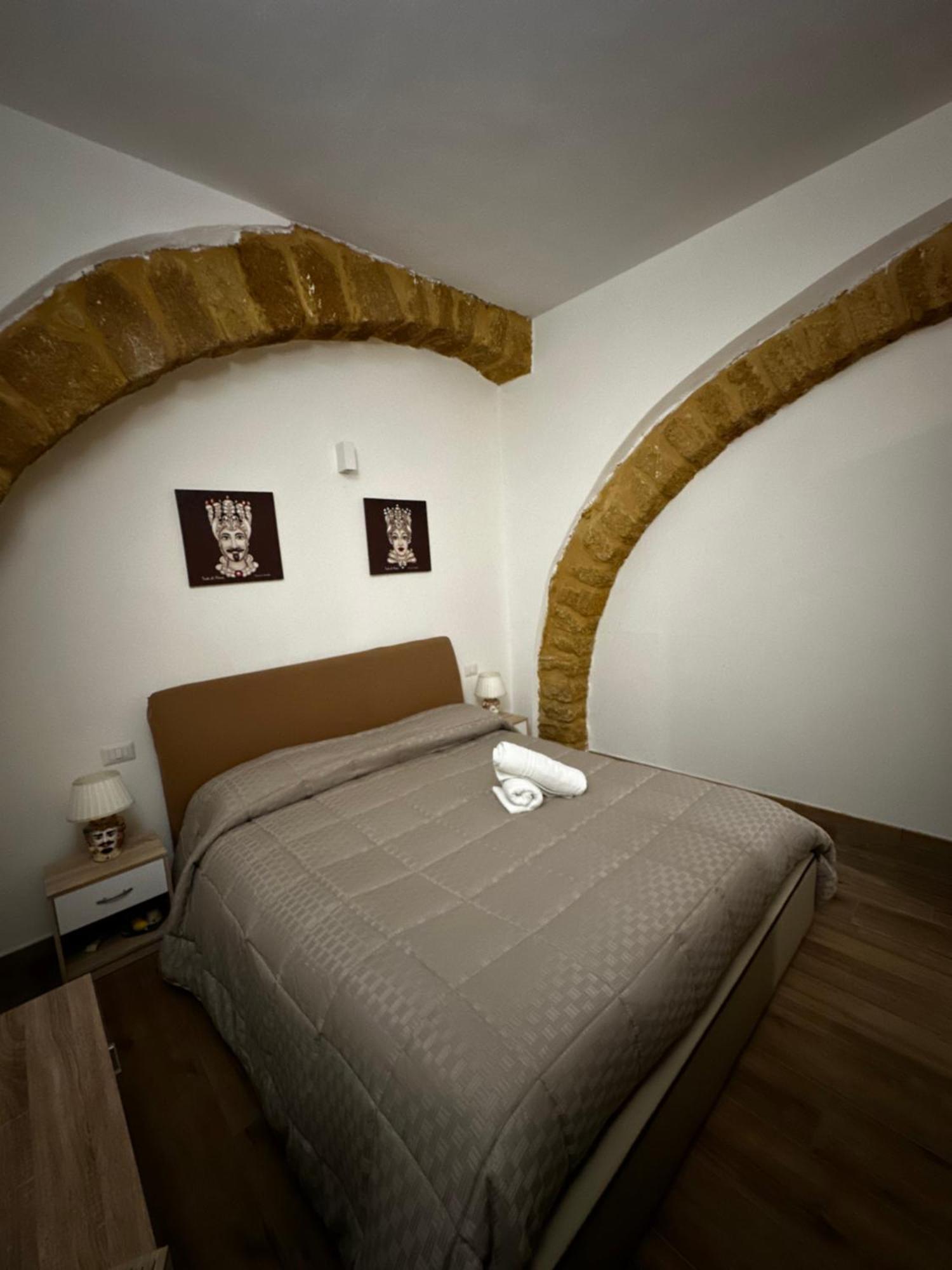 O Munti Rooms 아그리젠토 외부 사진