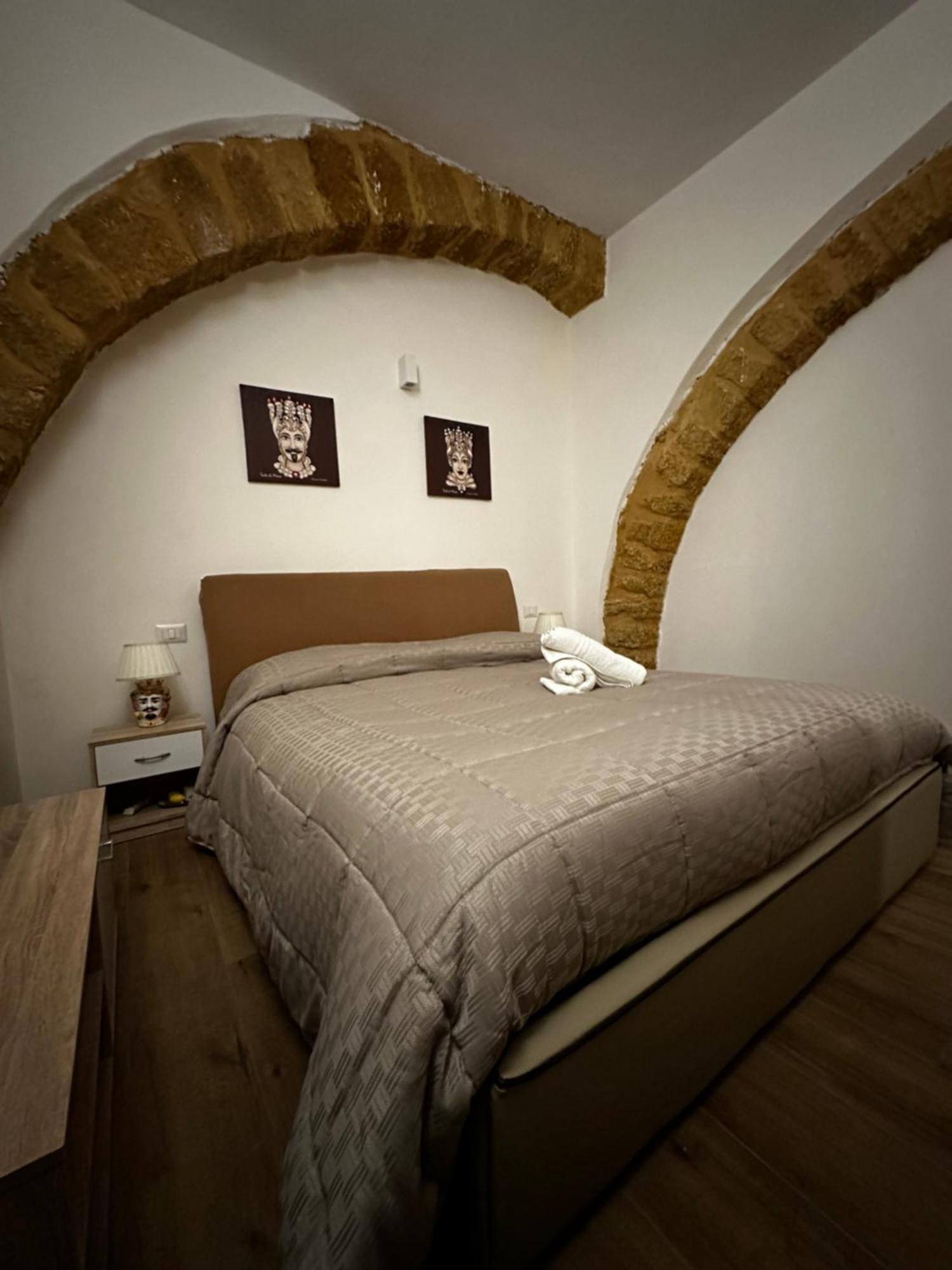 O Munti Rooms 아그리젠토 외부 사진