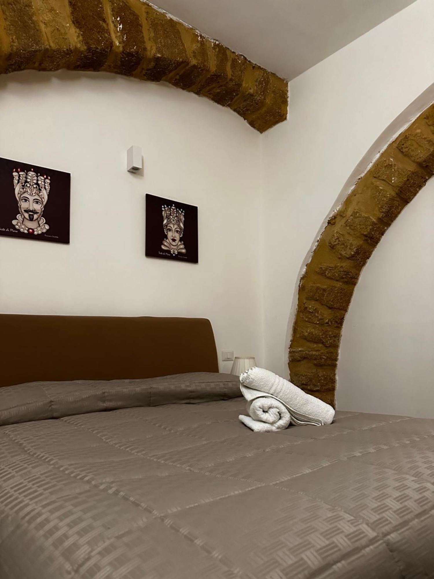 O Munti Rooms 아그리젠토 외부 사진