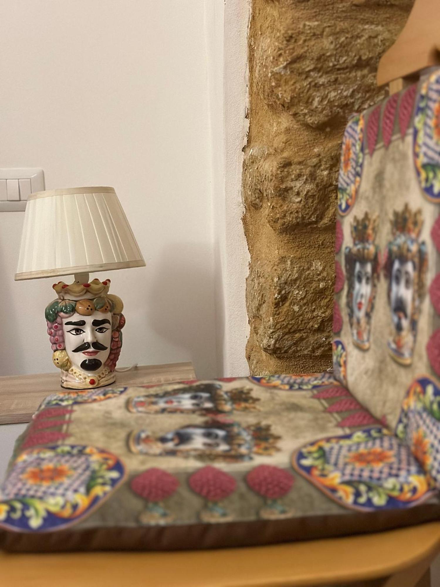 O Munti Rooms 아그리젠토 외부 사진